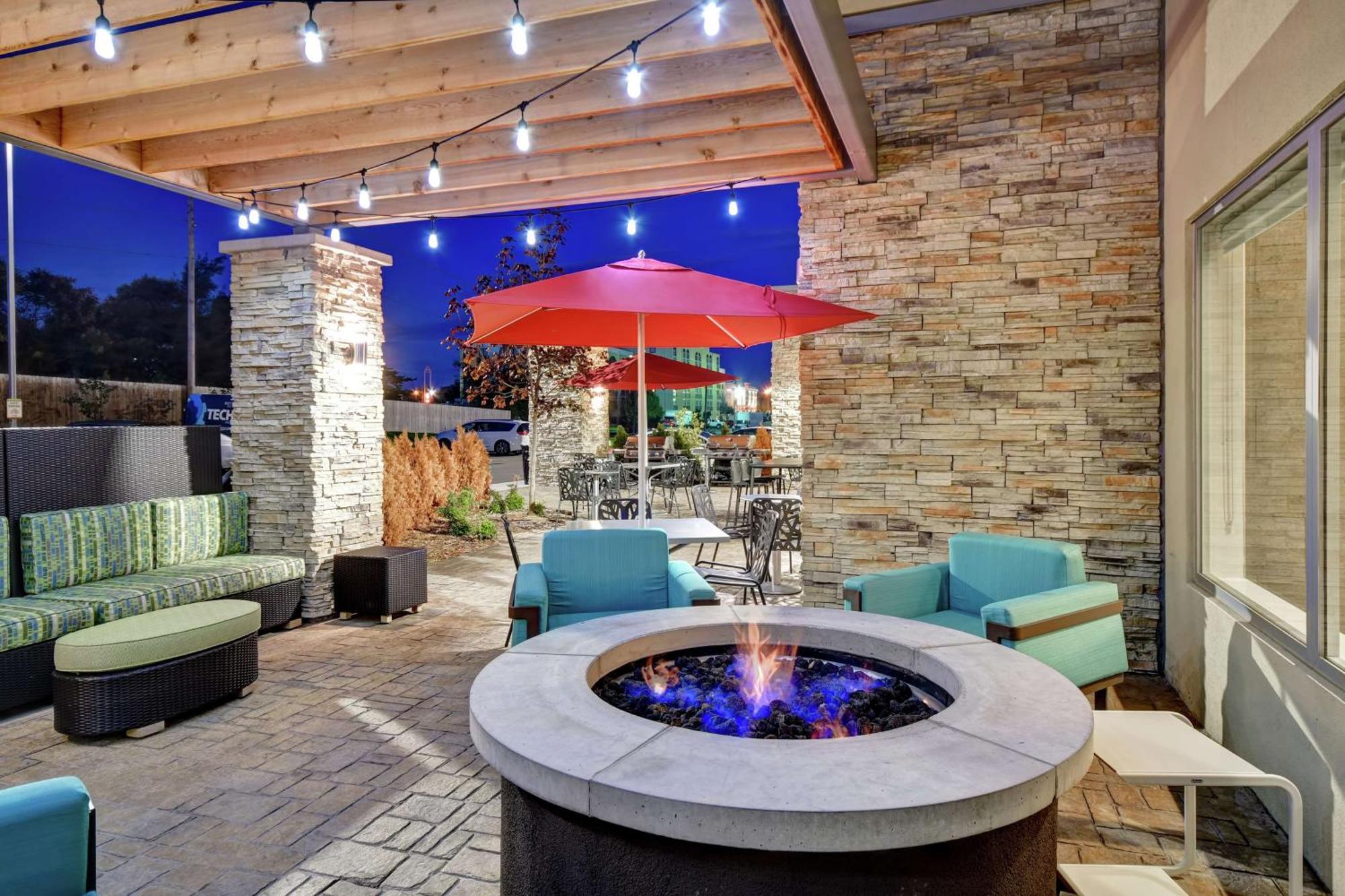 Home2 Suites By Hilton Springfield North Exterior foto