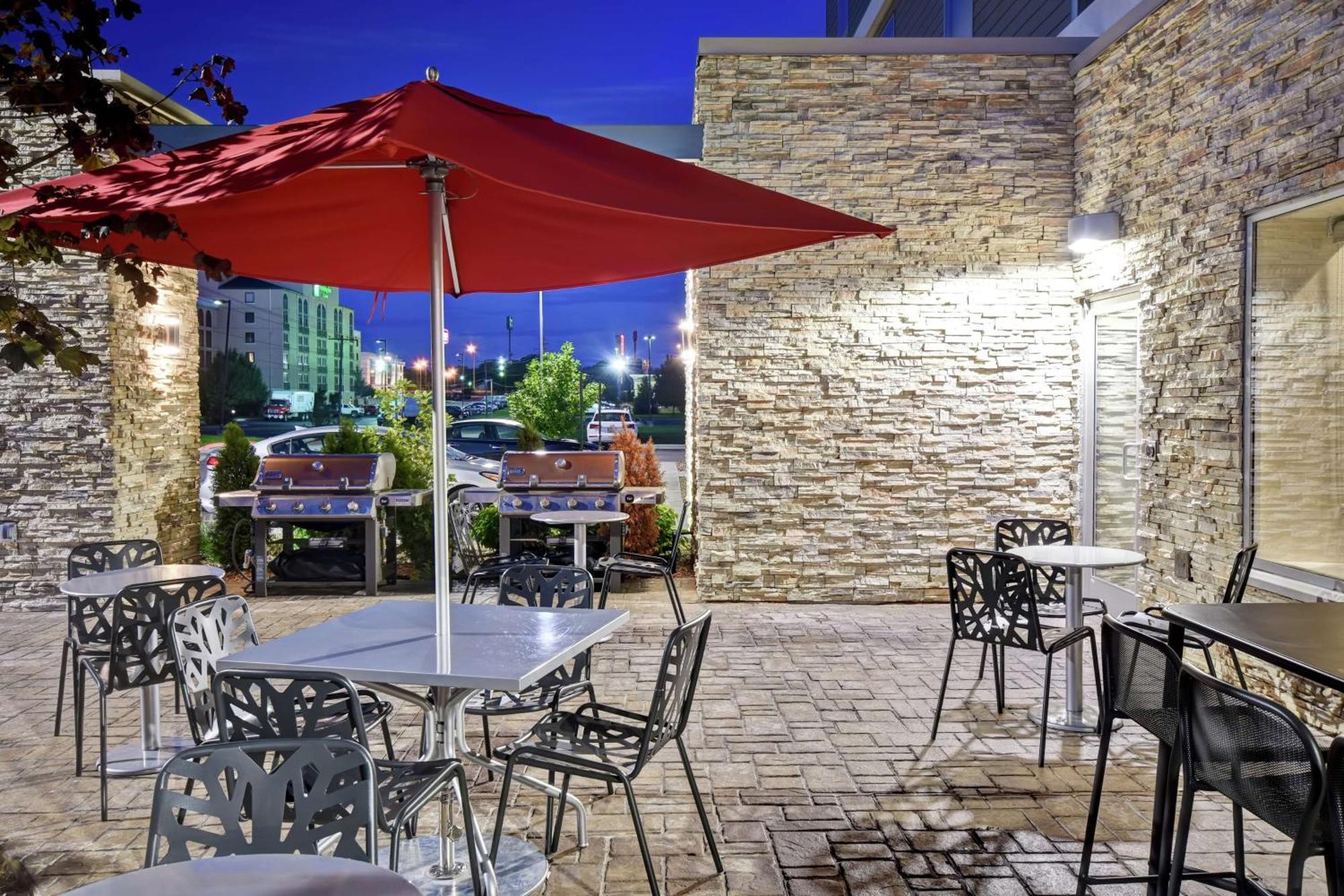 Home2 Suites By Hilton Springfield North Exterior foto